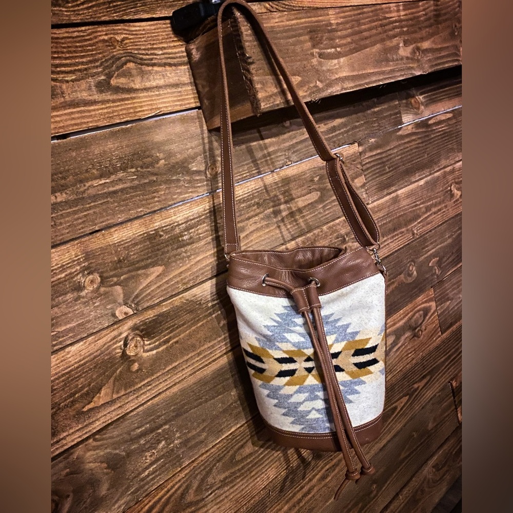 Pendleton Bucket Purse